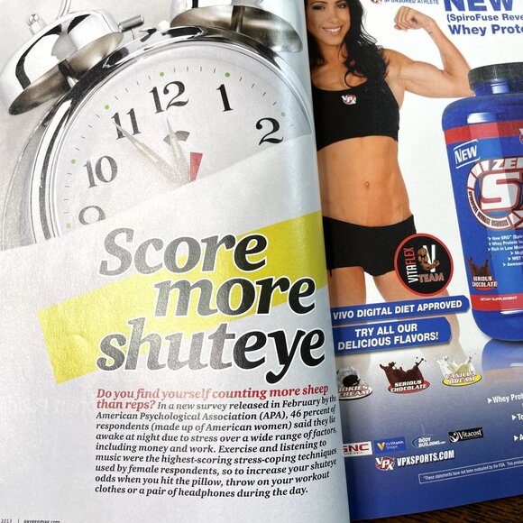 Oxygen Fitness Magazine u November 2013 Michele Levesque Cover Vol 16 Is 6 No 16 - Picture 7 of 9